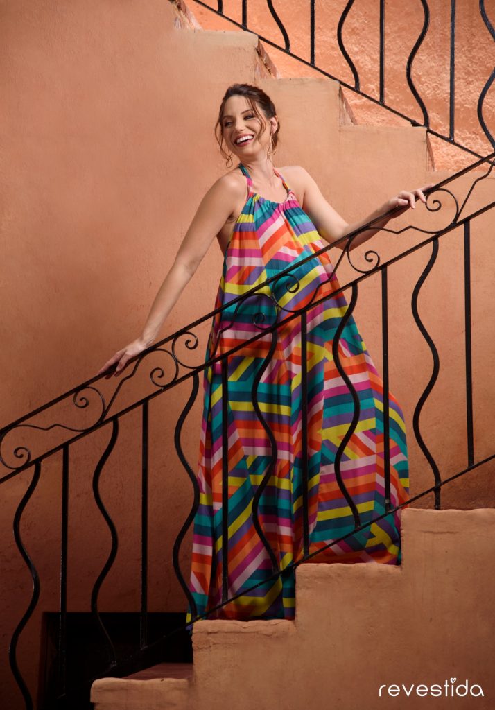 Lorenna Pierre Revestida Mag